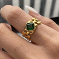 Regal link Stone Ring