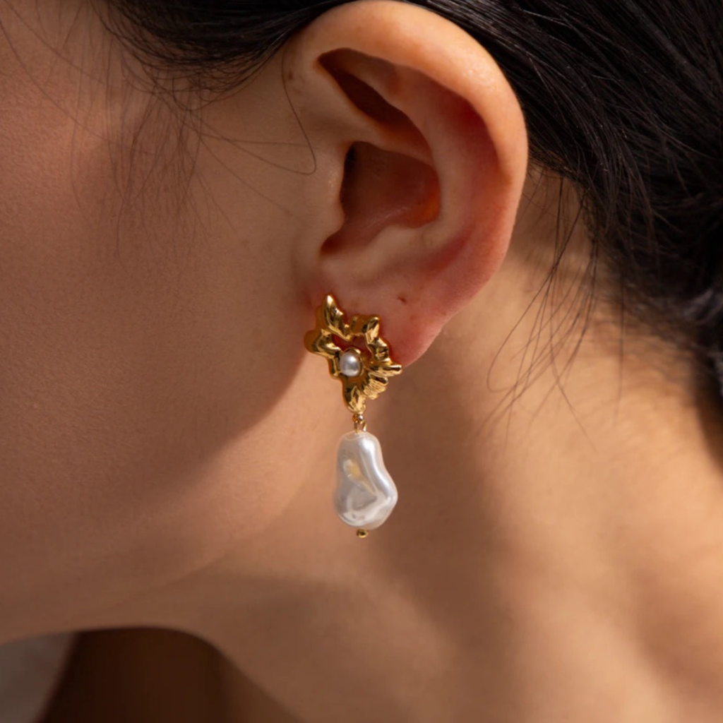 Blooming Pearl Earrings