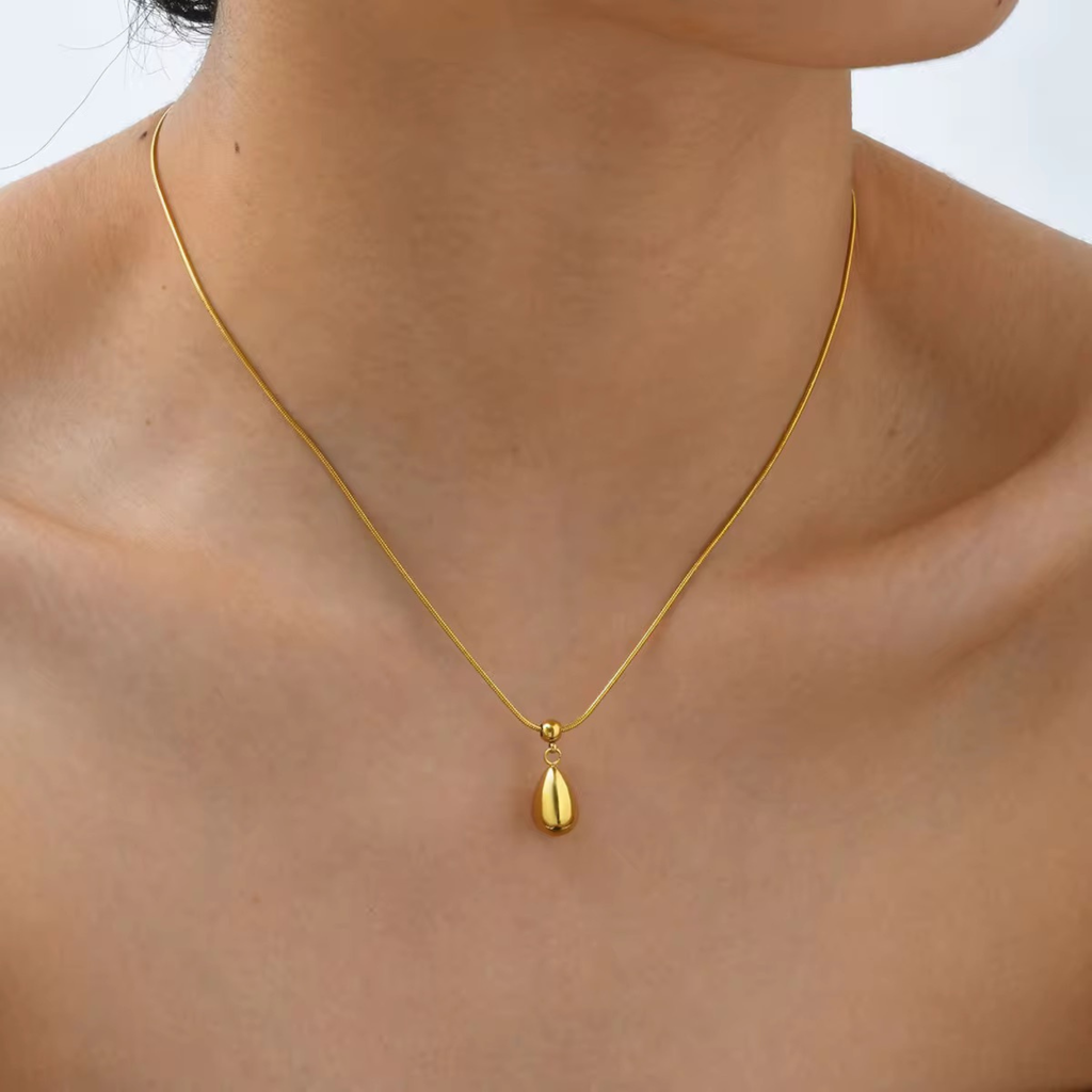 Golden Dew Drop Necklace