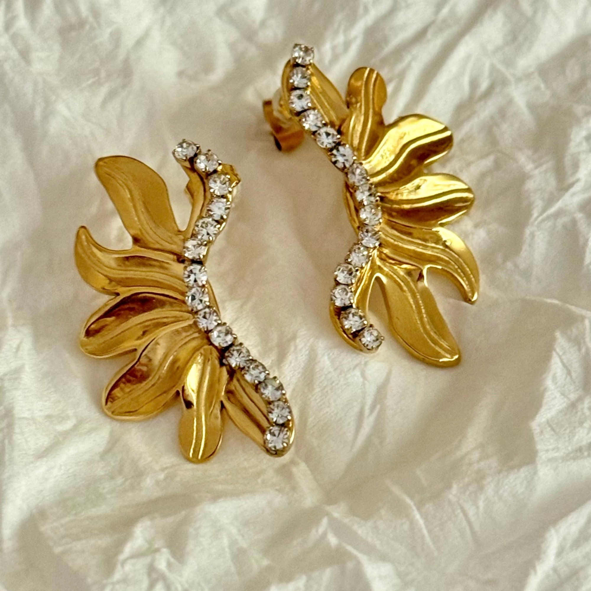 Lumière Leaf Studs