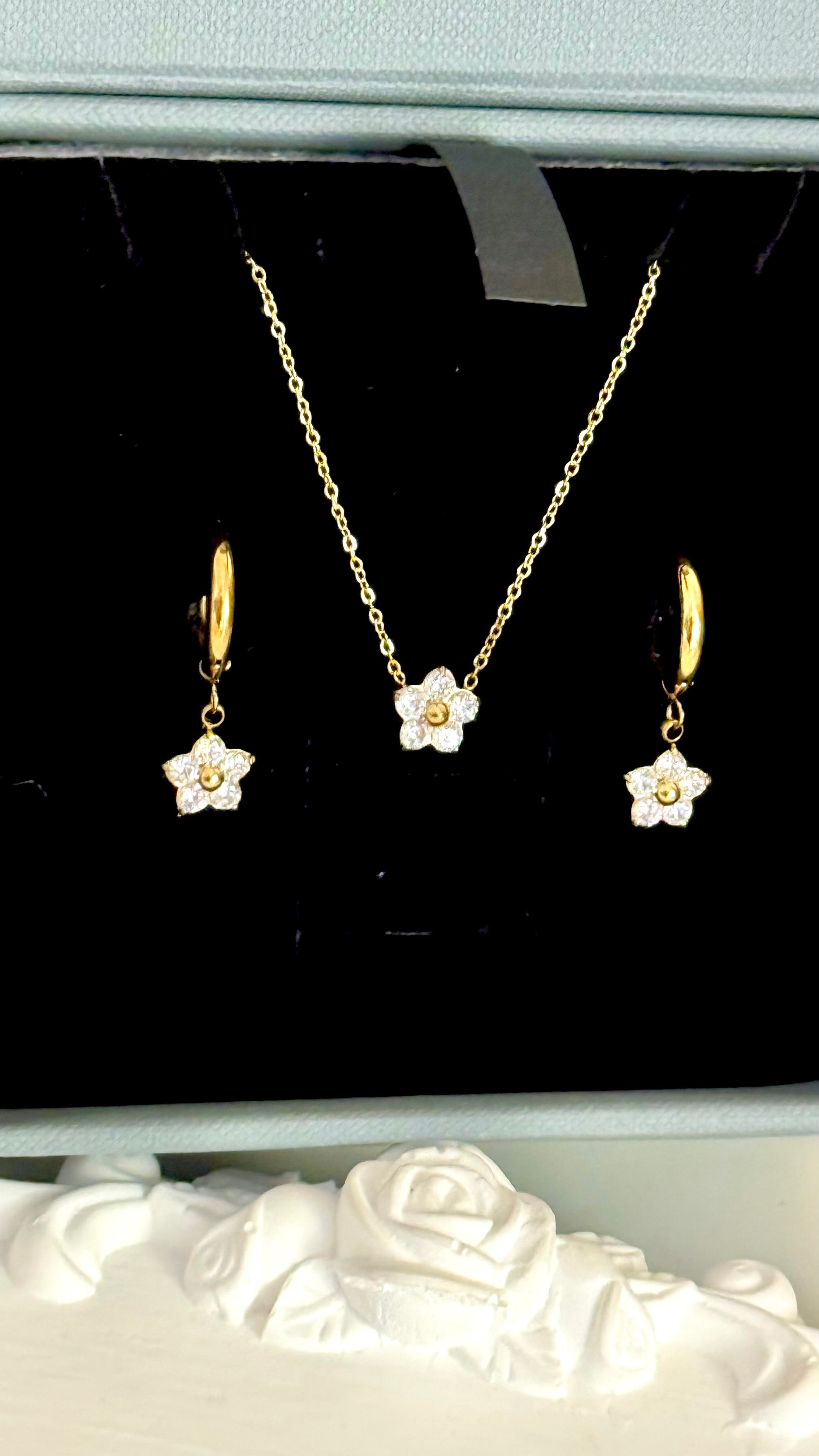 Luna Fleur Set ( Necklace and Earrings)