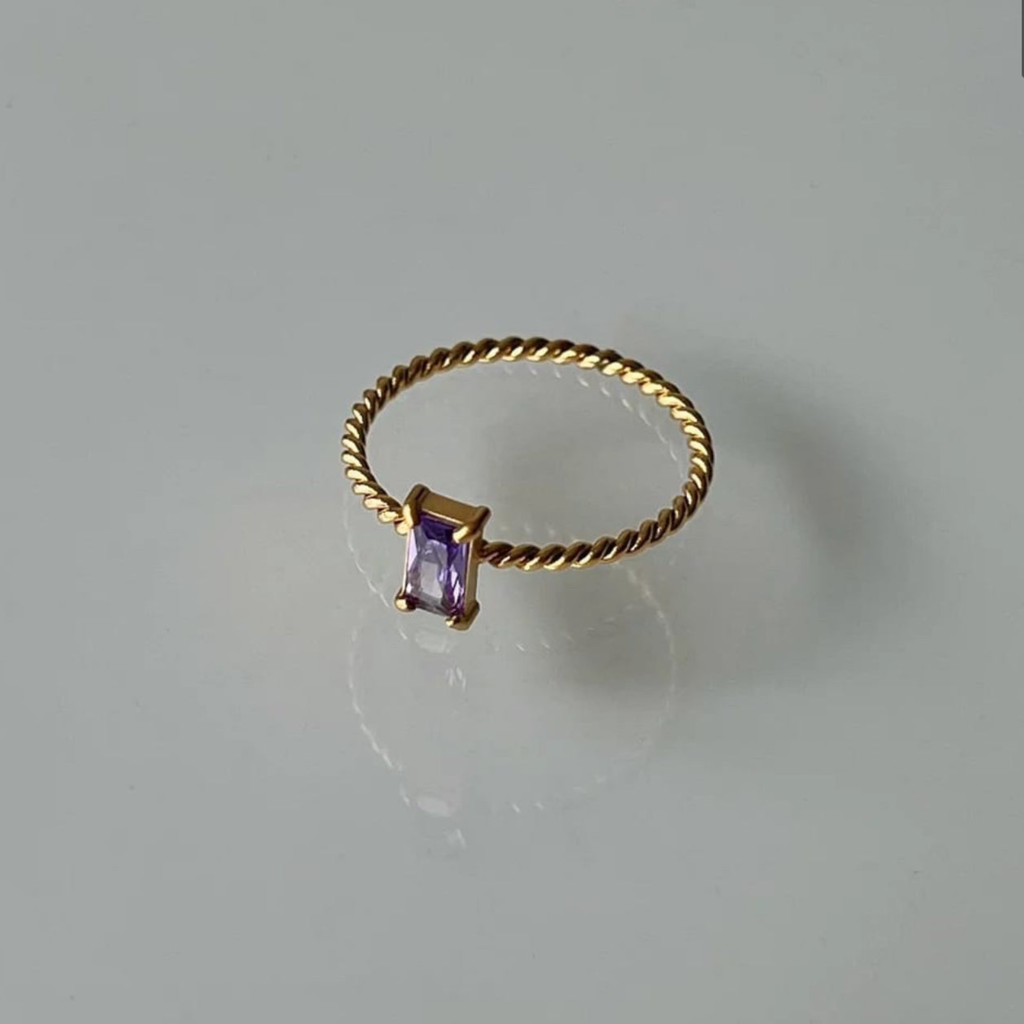 Aamira Zircon Ring