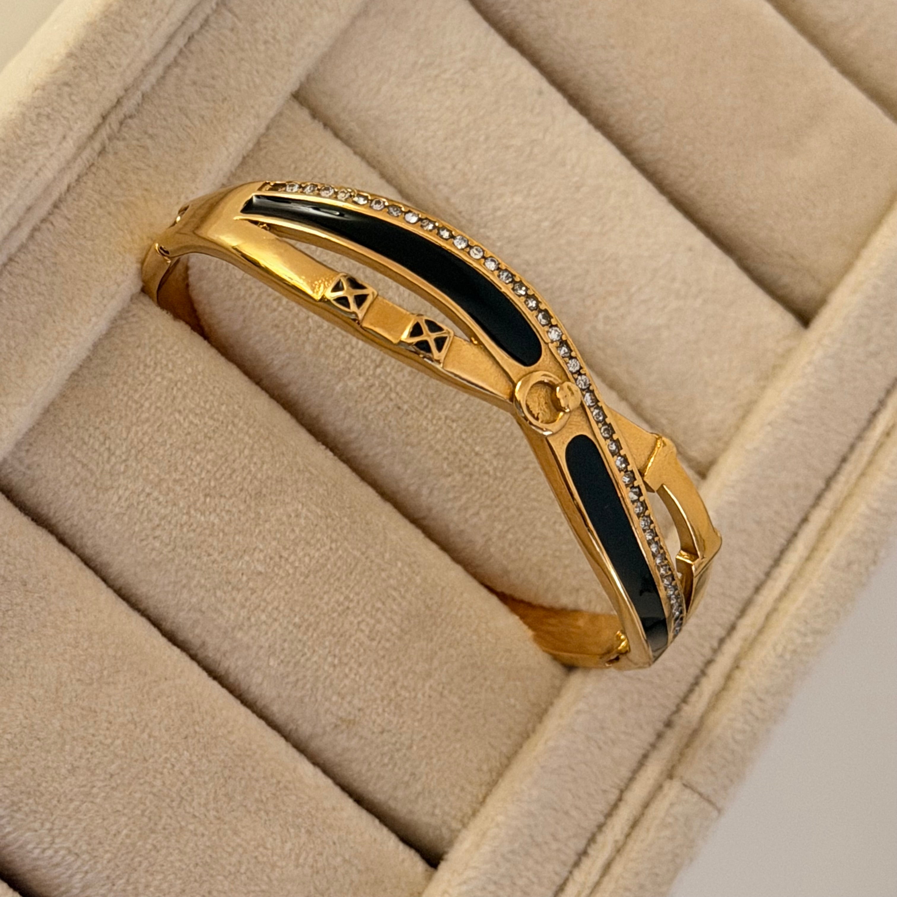 Velora Bracelet