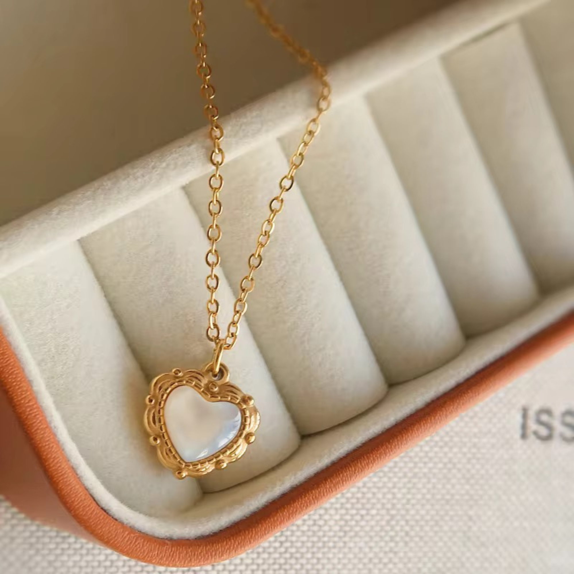 Jane Heart Necklace