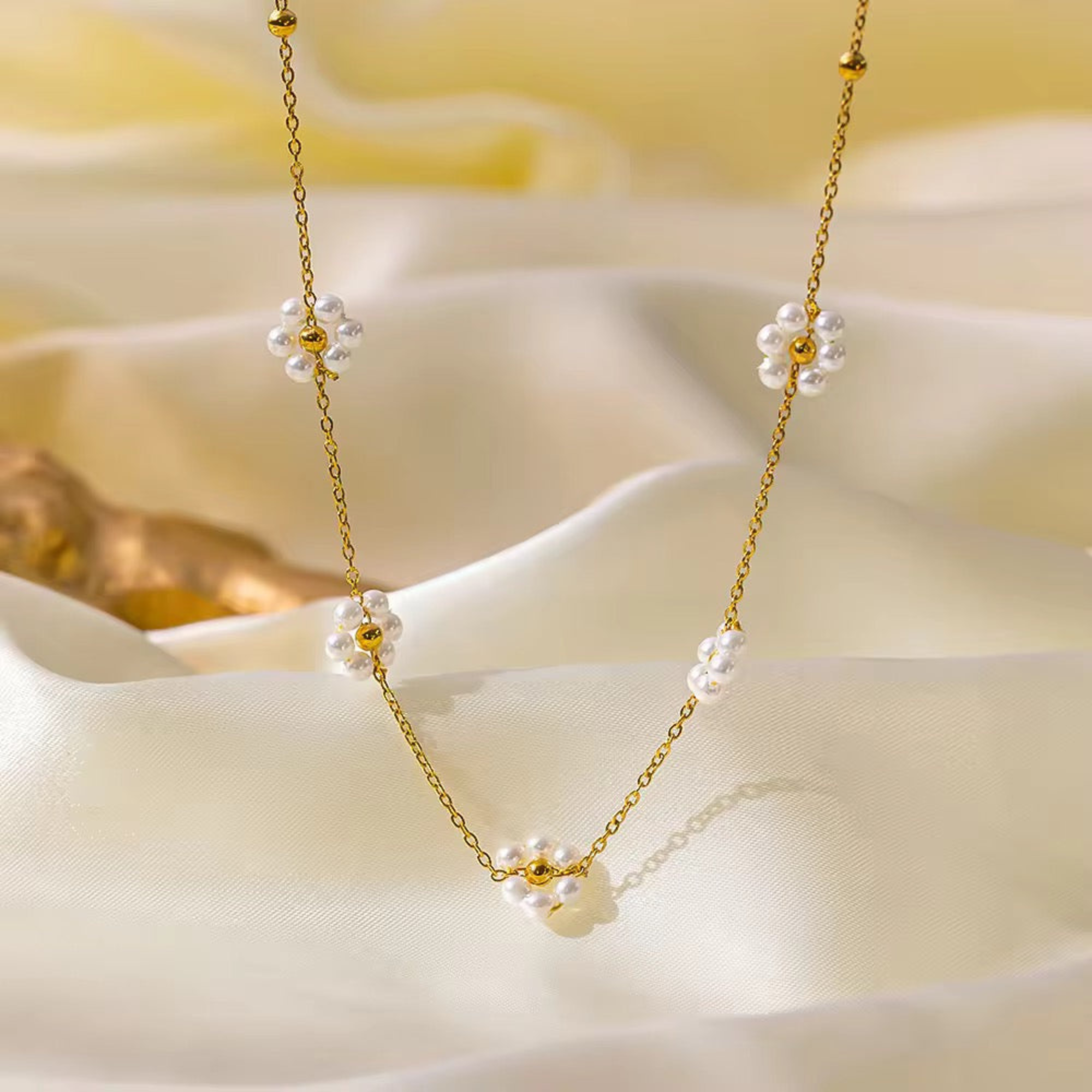 Daisy Dreams Necklace