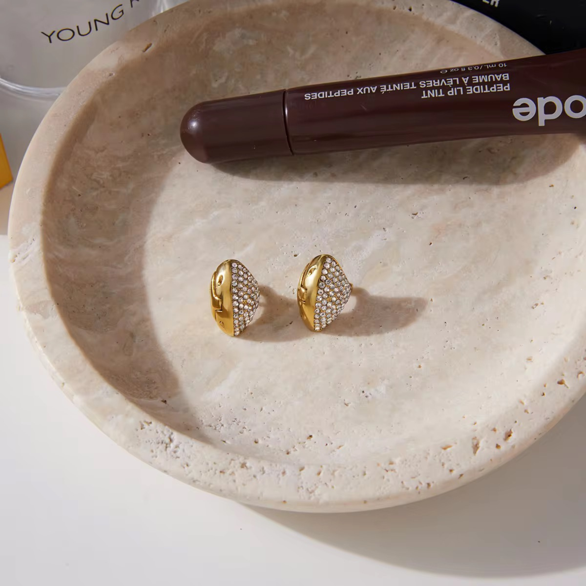 Luna Hoops