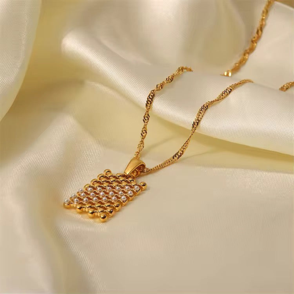 Lustre Grid Necklace