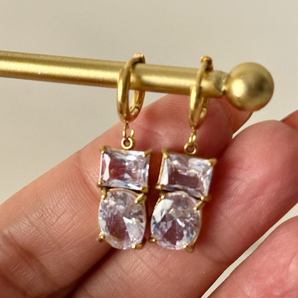 Double Zircon Dangler