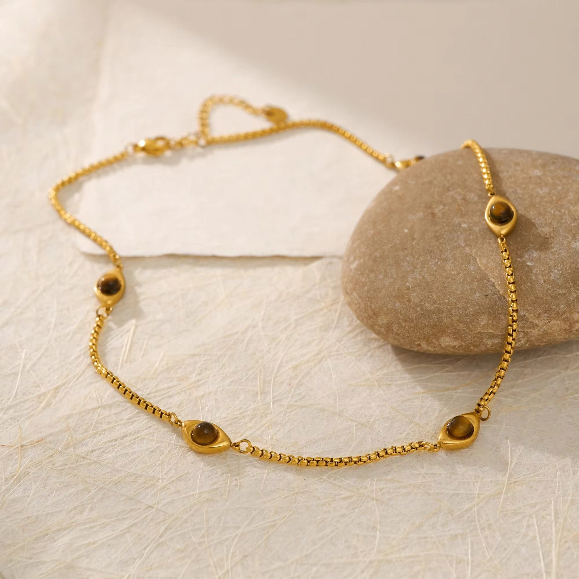 Golden Eye Choker