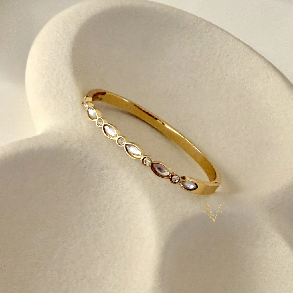 Iris Link Bangle ( Small Size-2.4”)