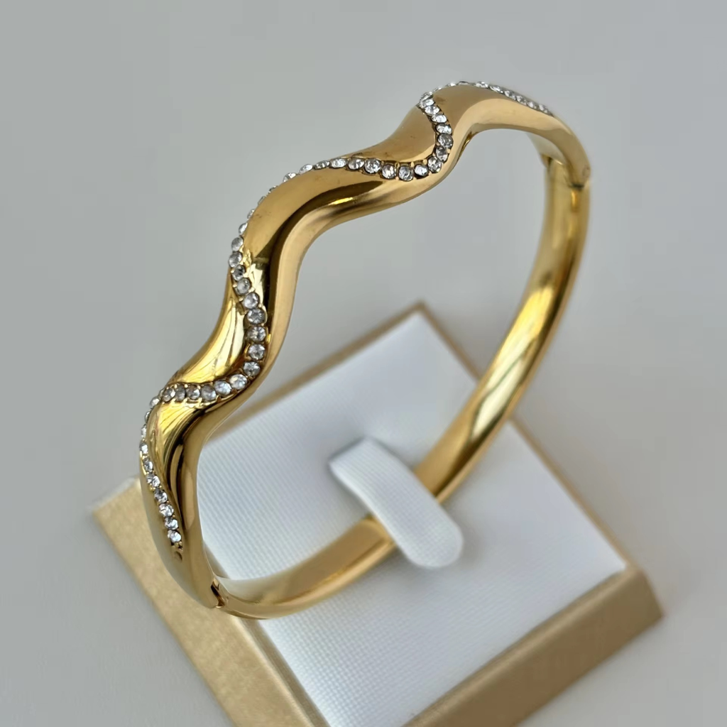 Sway Bracelet
