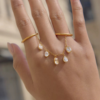 Noor Dangling Ring