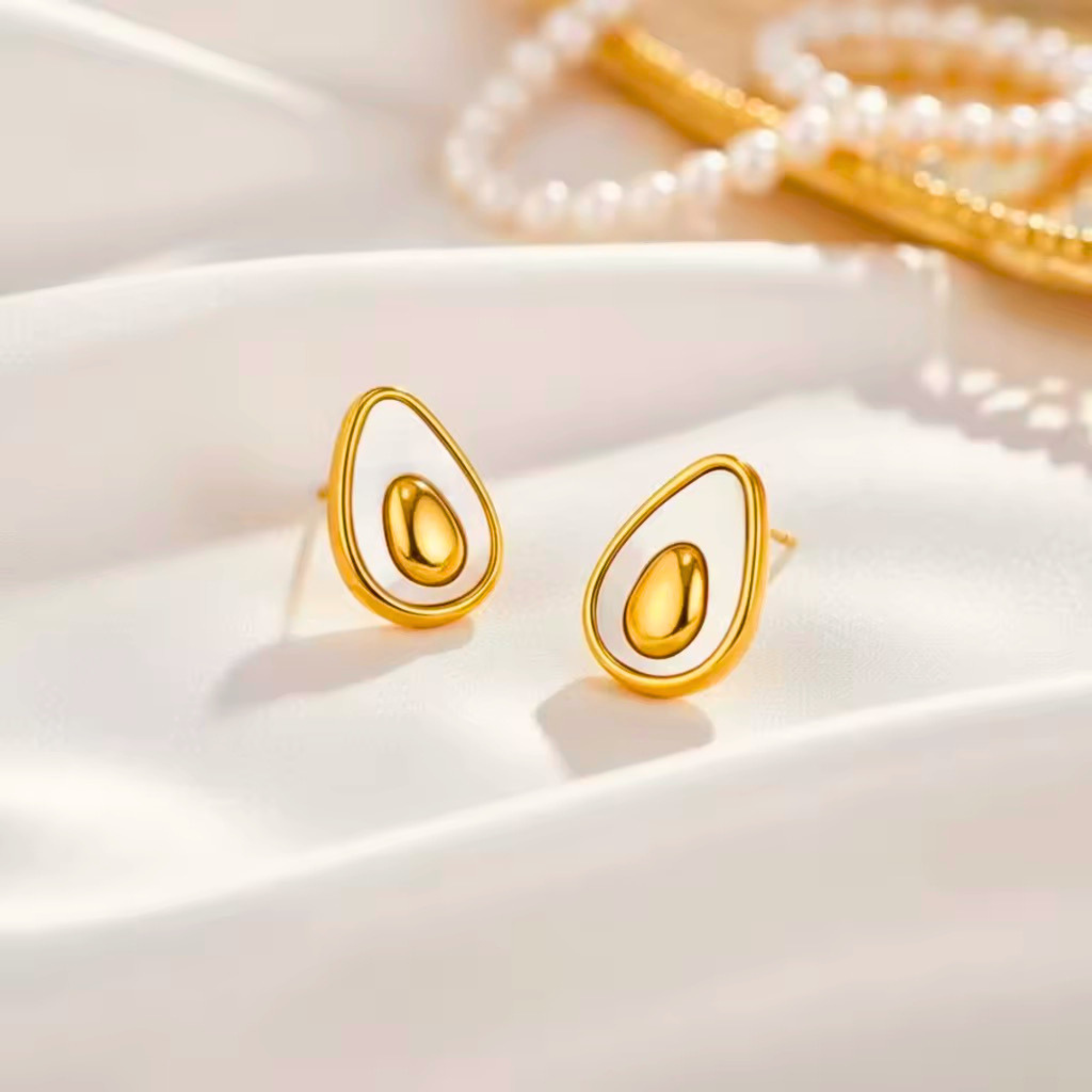 Avacado Studs