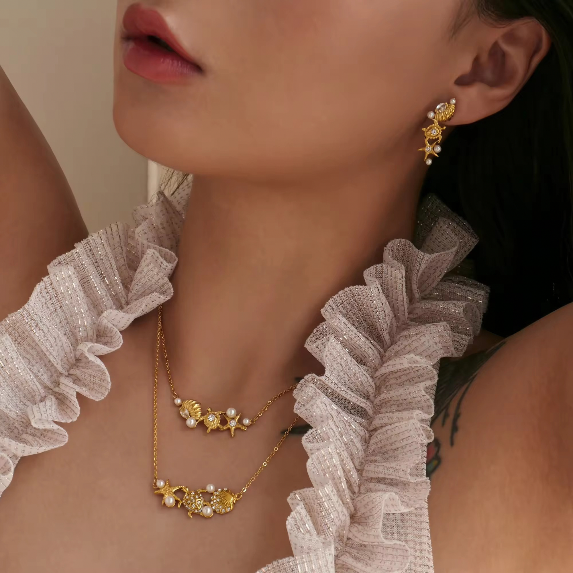Aurelis Necklace & Earrings Set