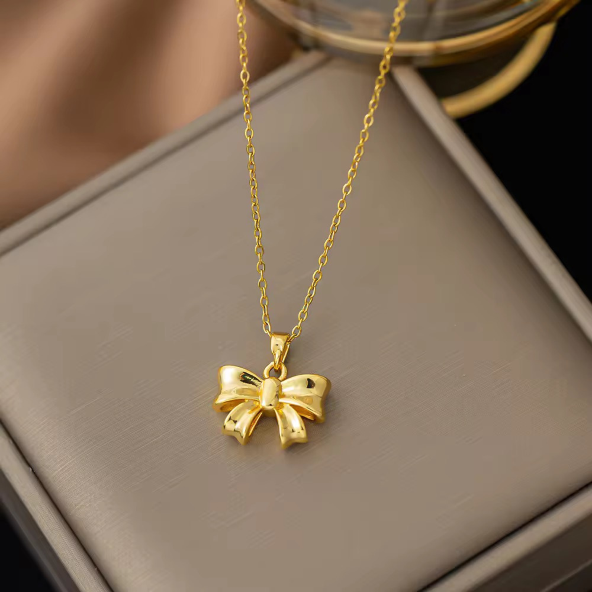 Daphne Bow Necklace