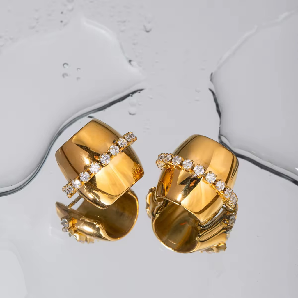 Luxe Dome Huggies