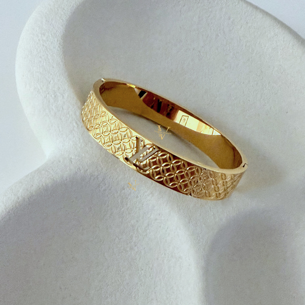 Royal Monogram Bracelet (small size - 2.4” diameter)