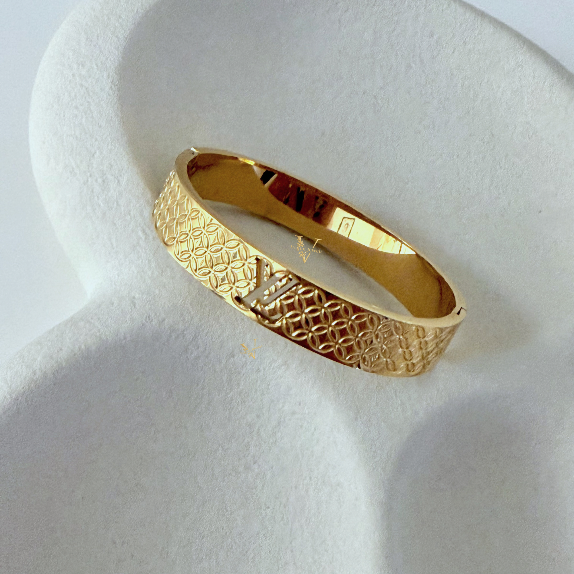 Royal Monogram Bracelet (small size - 2.4” diameter)