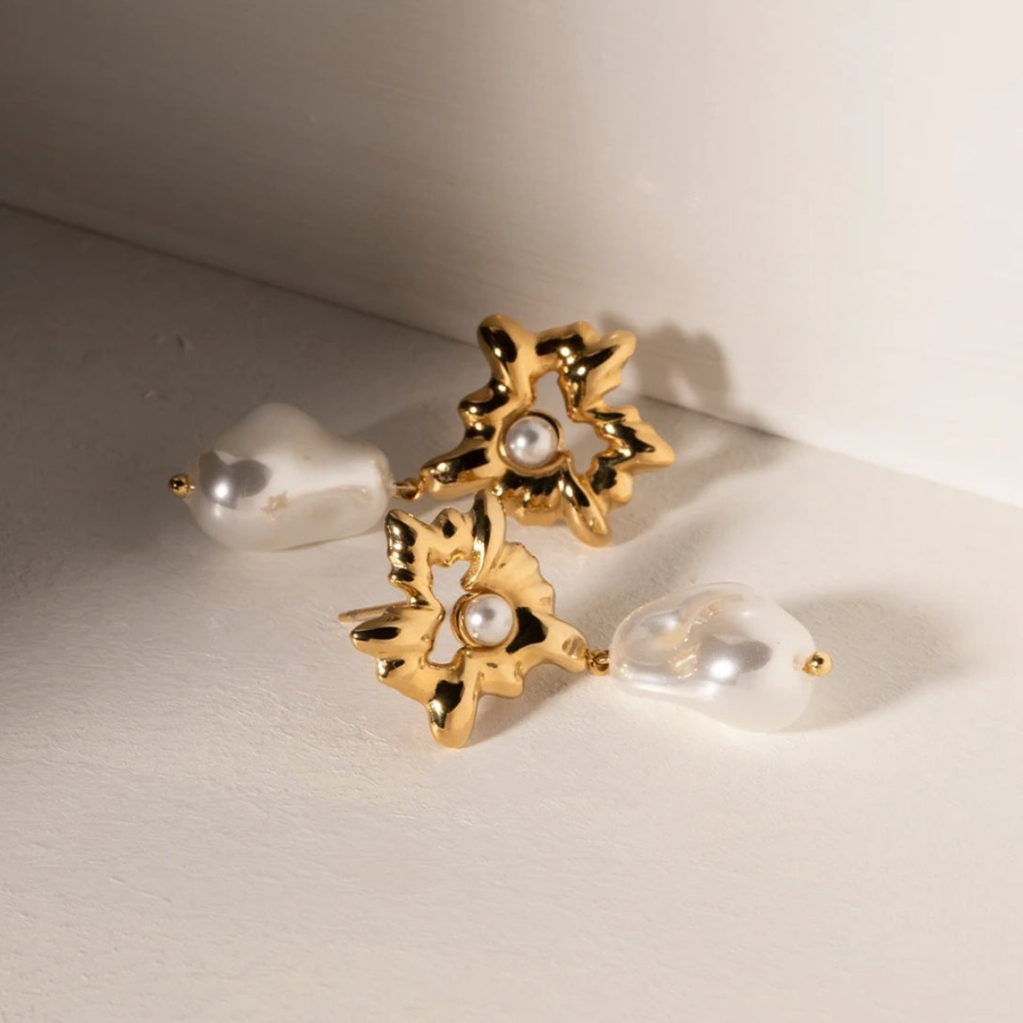 Blooming Pearl Earrings