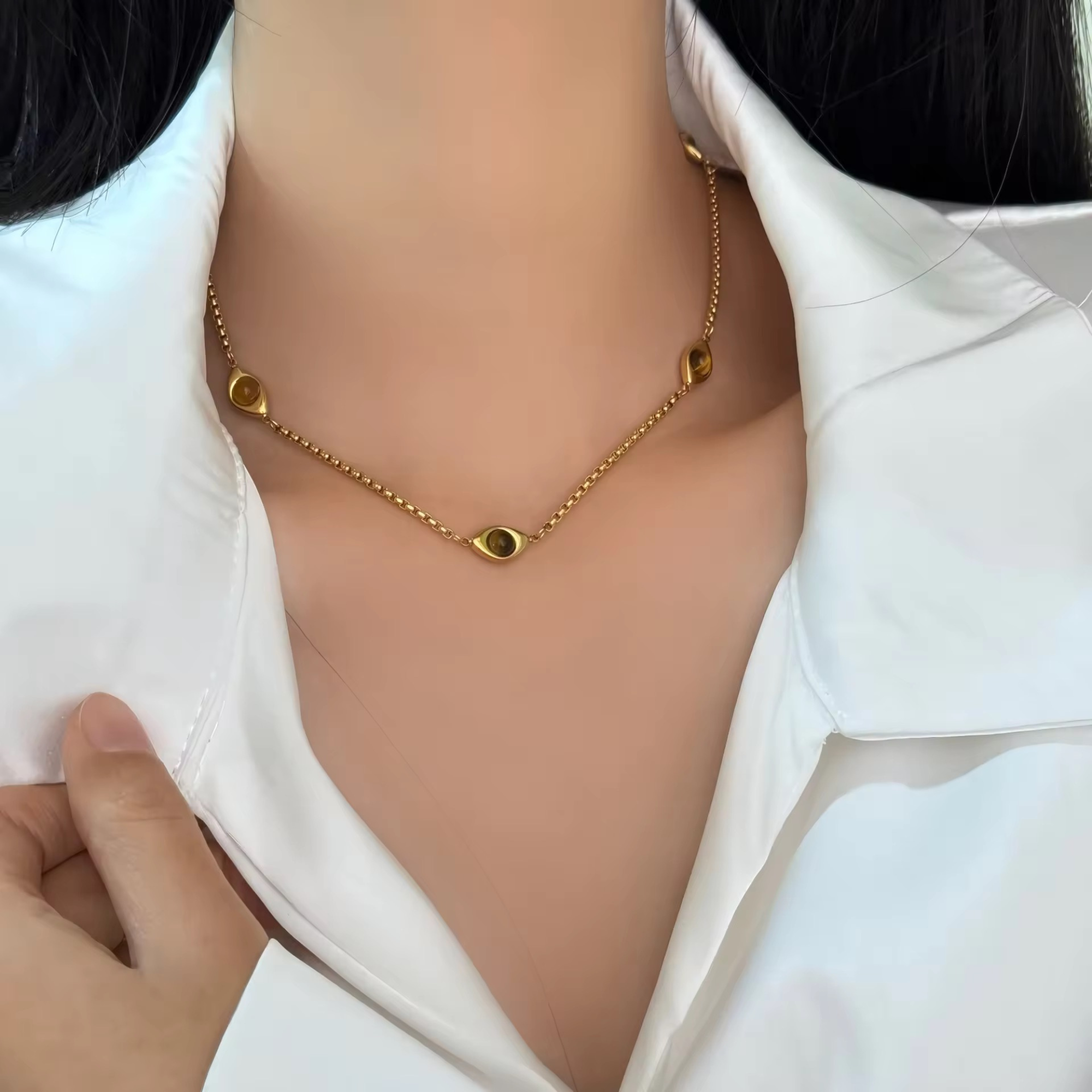 Golden Eye Choker