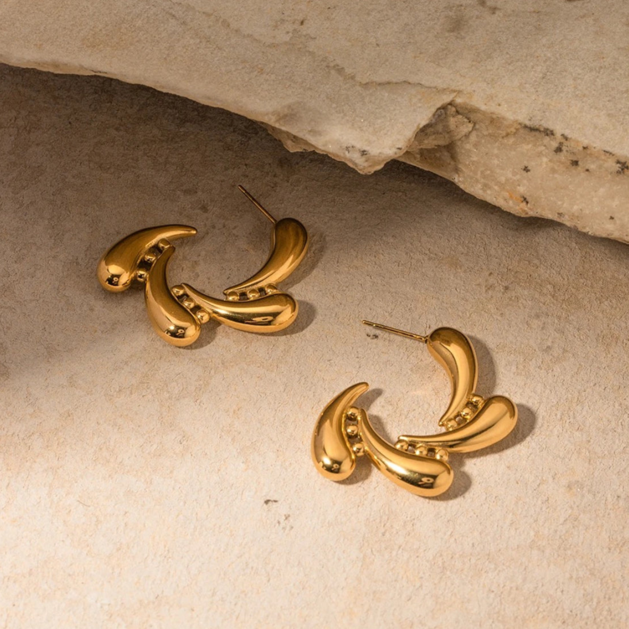 Aqua Drop Twirl Earring