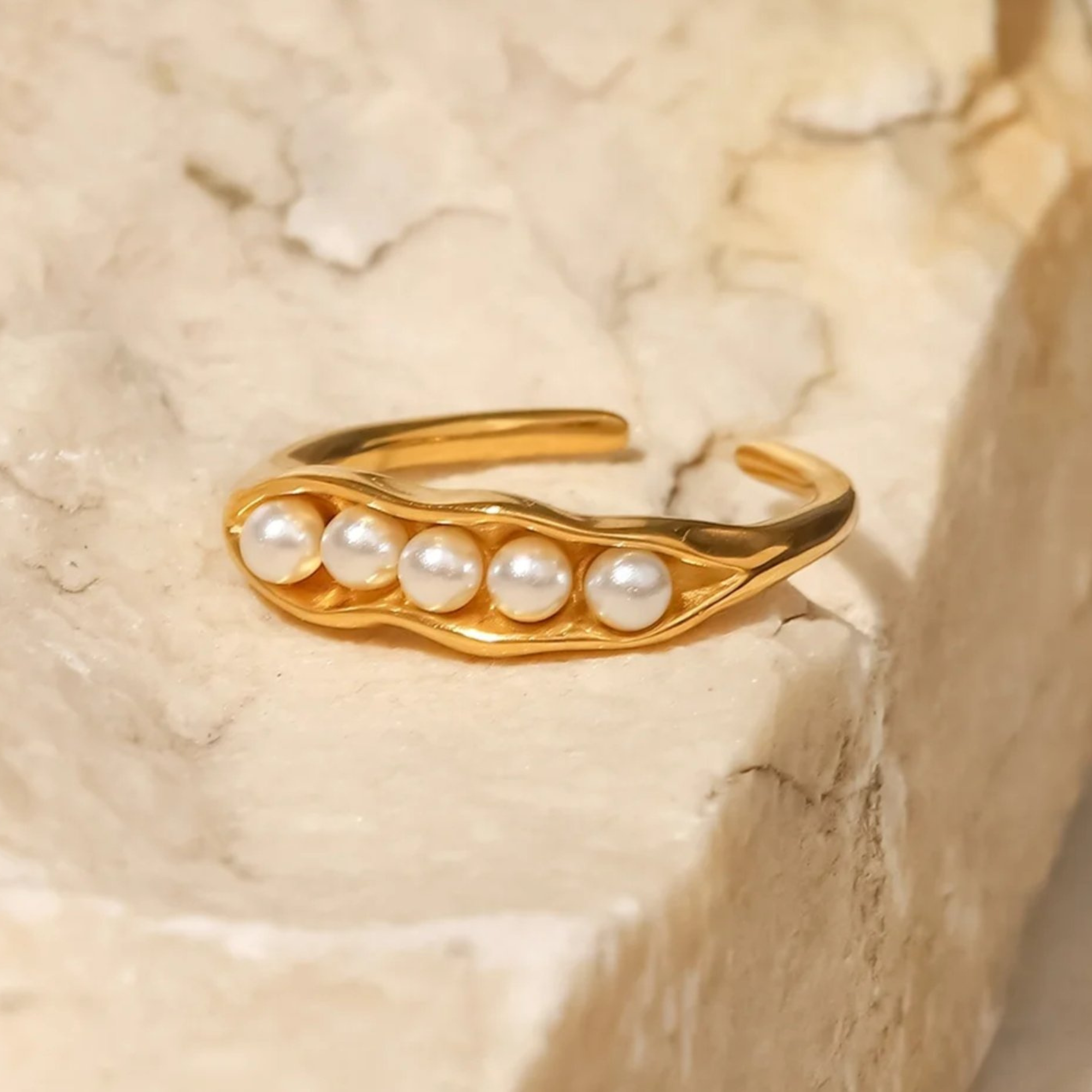 Josien Pea Pod Adjustable Ring