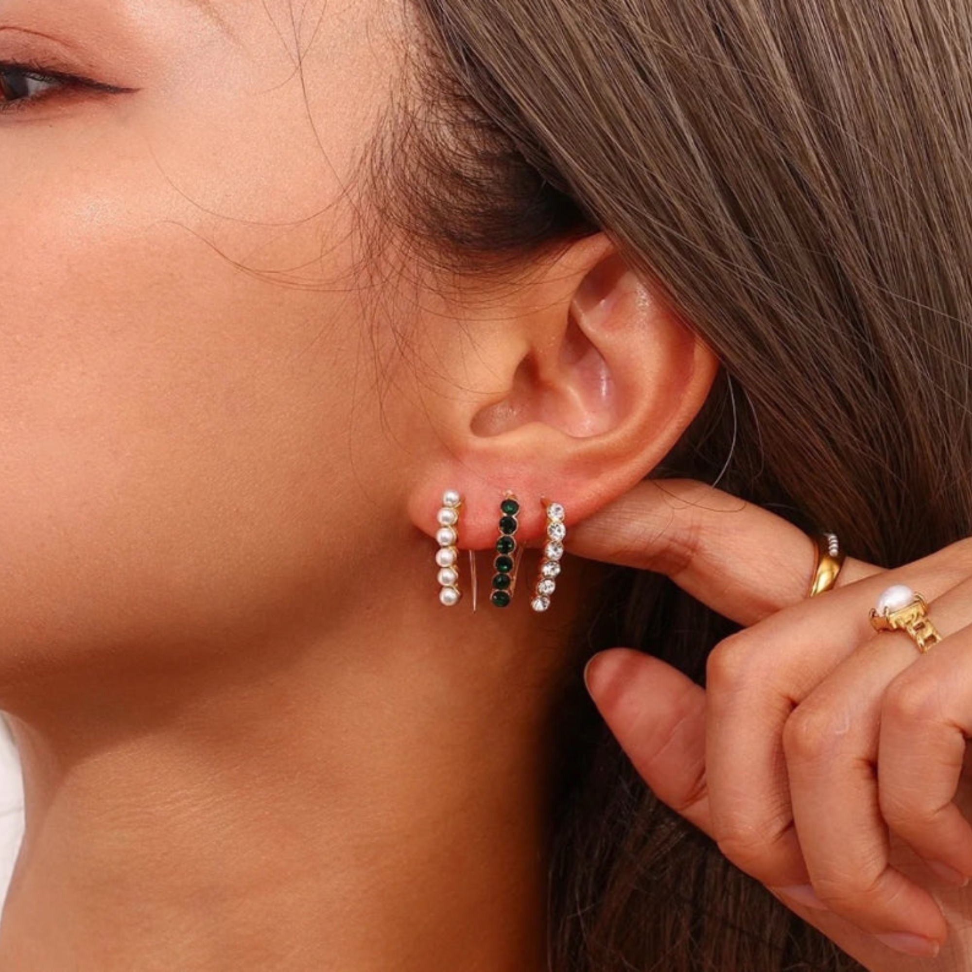 Kayla U-Shaped Earrings