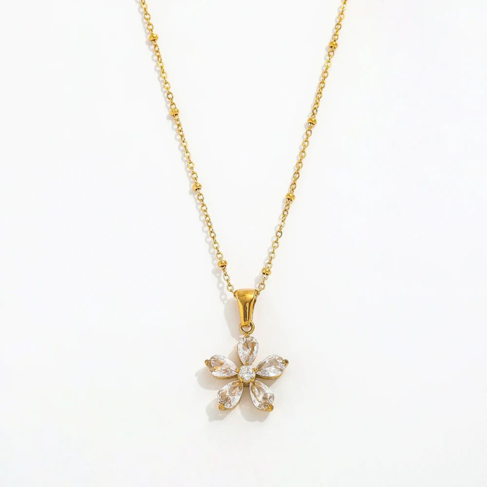 Fleur Zircon Necklace