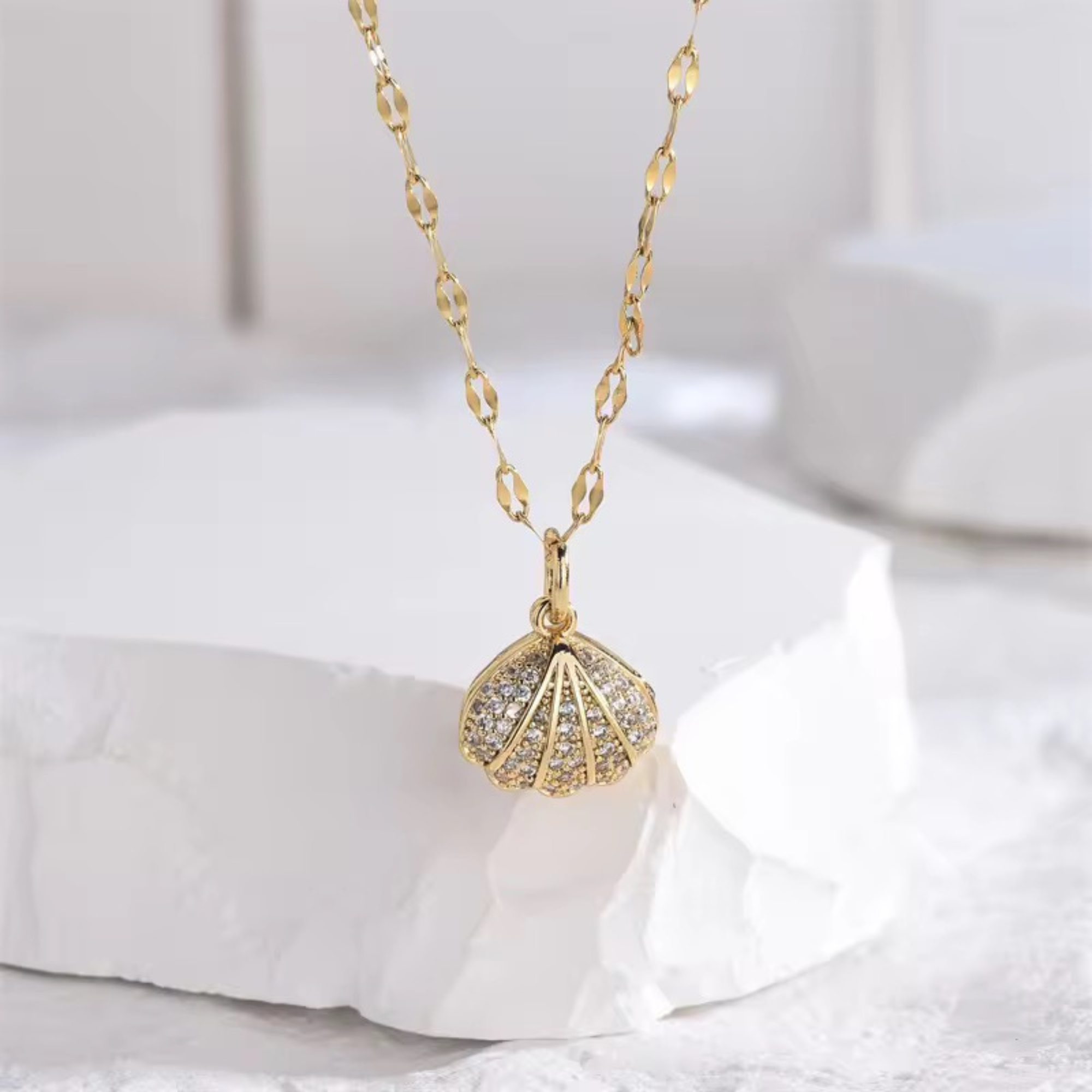 Pearl In The Shell Necklace