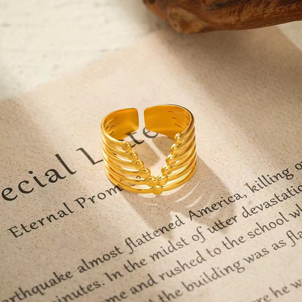 V-Shaped Ring