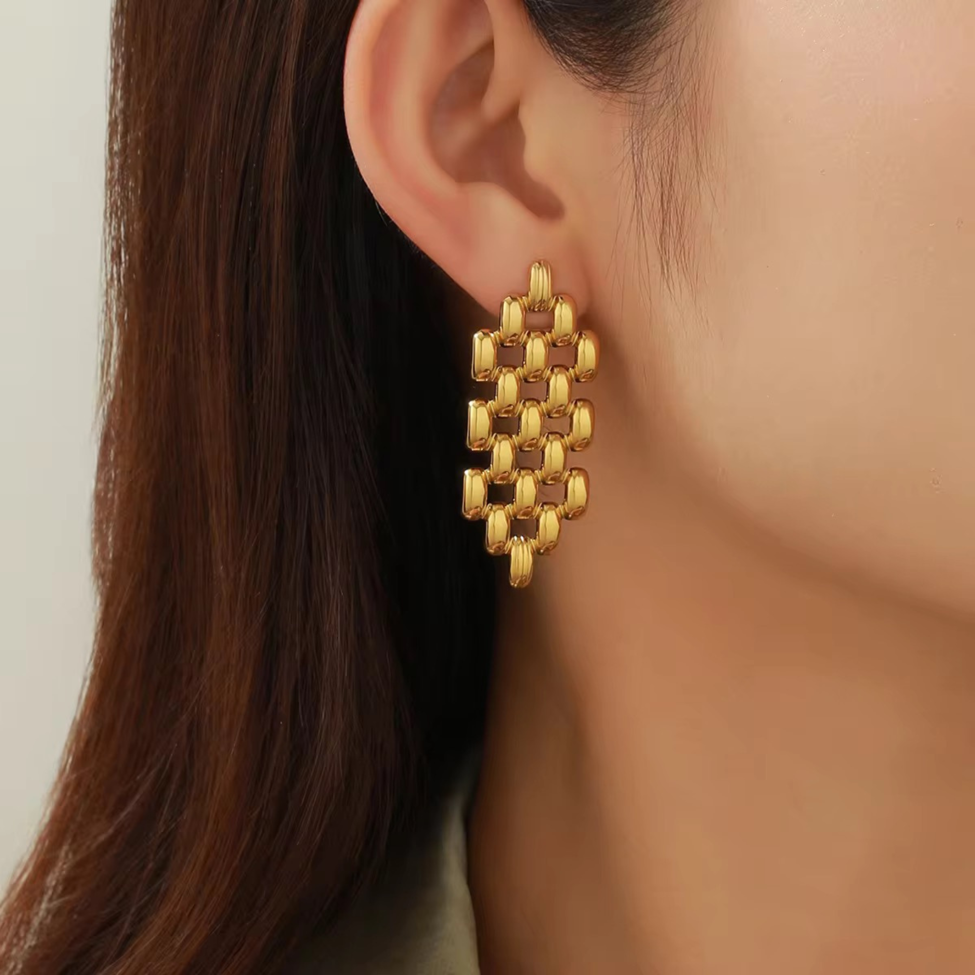 Geometric Maze Studs