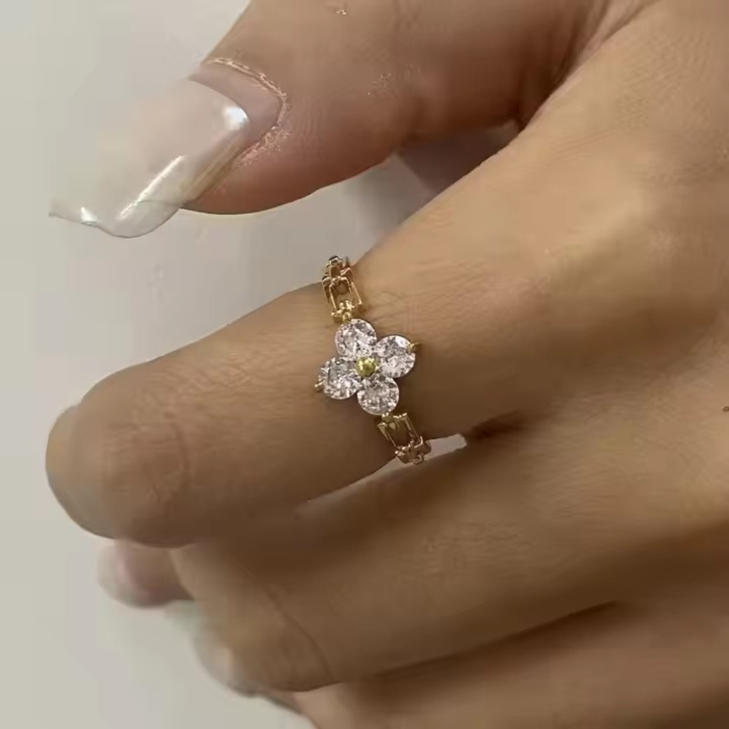 Bloom Ring