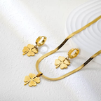 Charmé Clover Set