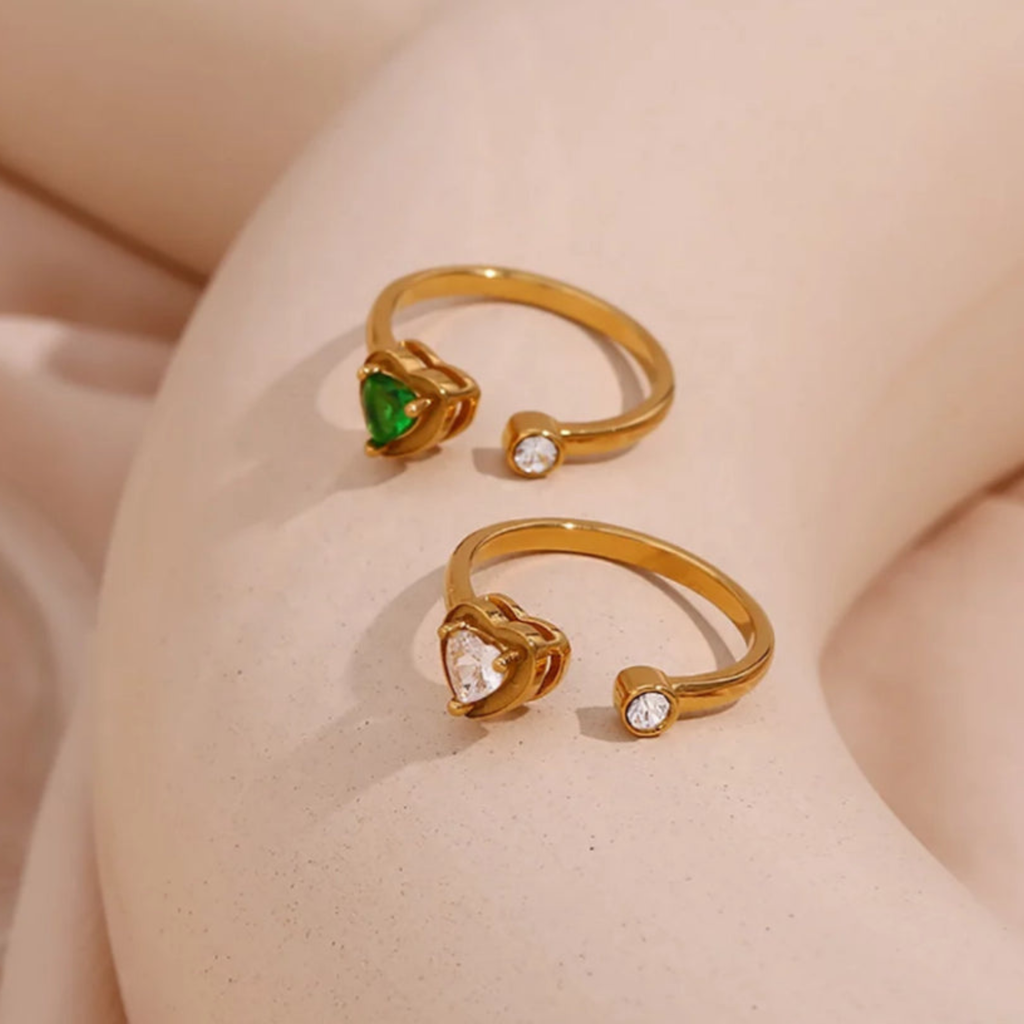Tessa Heart Ring￼