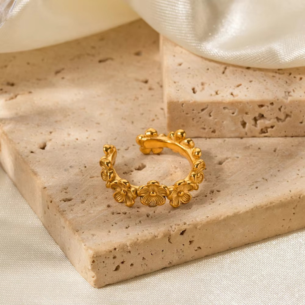 Blossom Ring