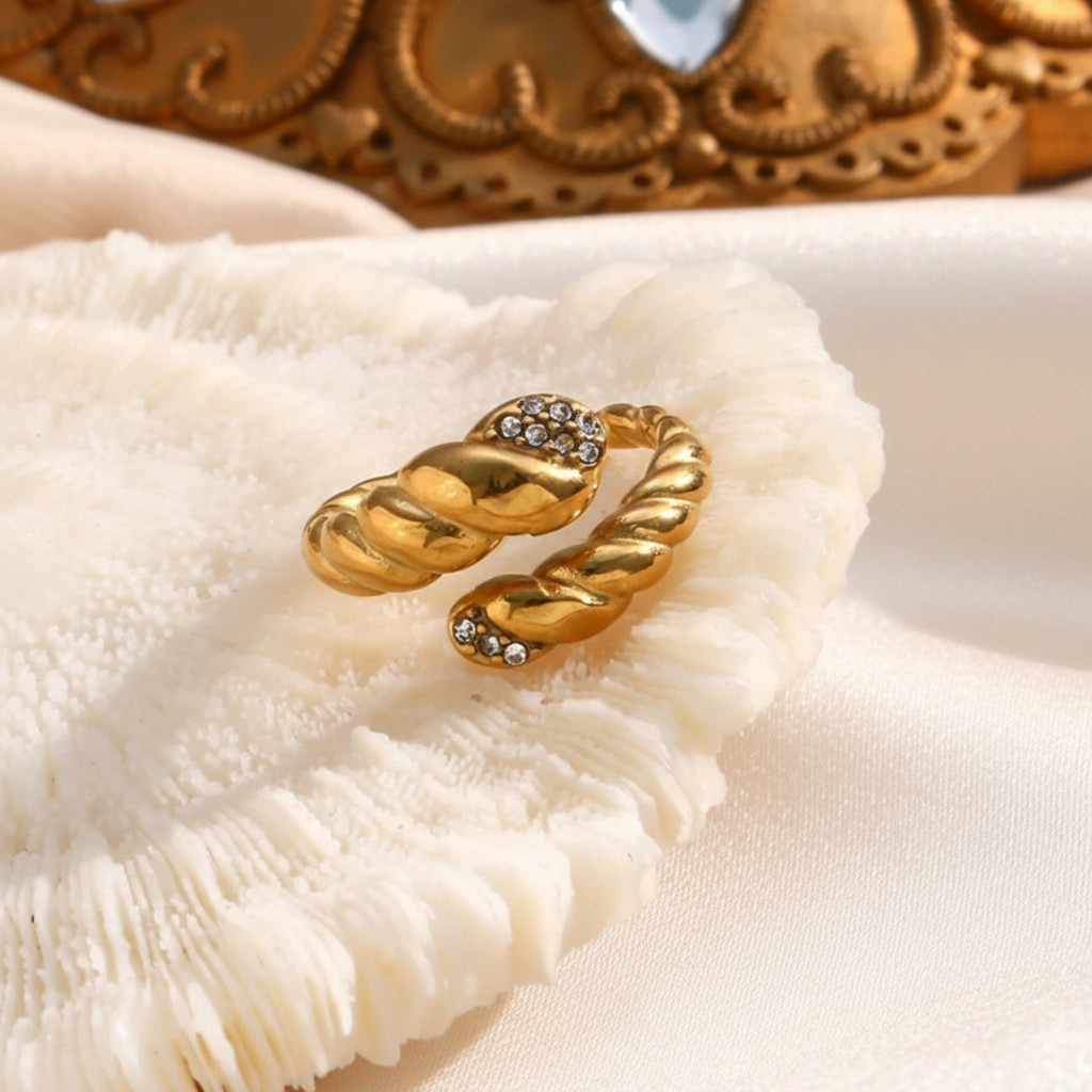 Harlee open ended adjustable ring