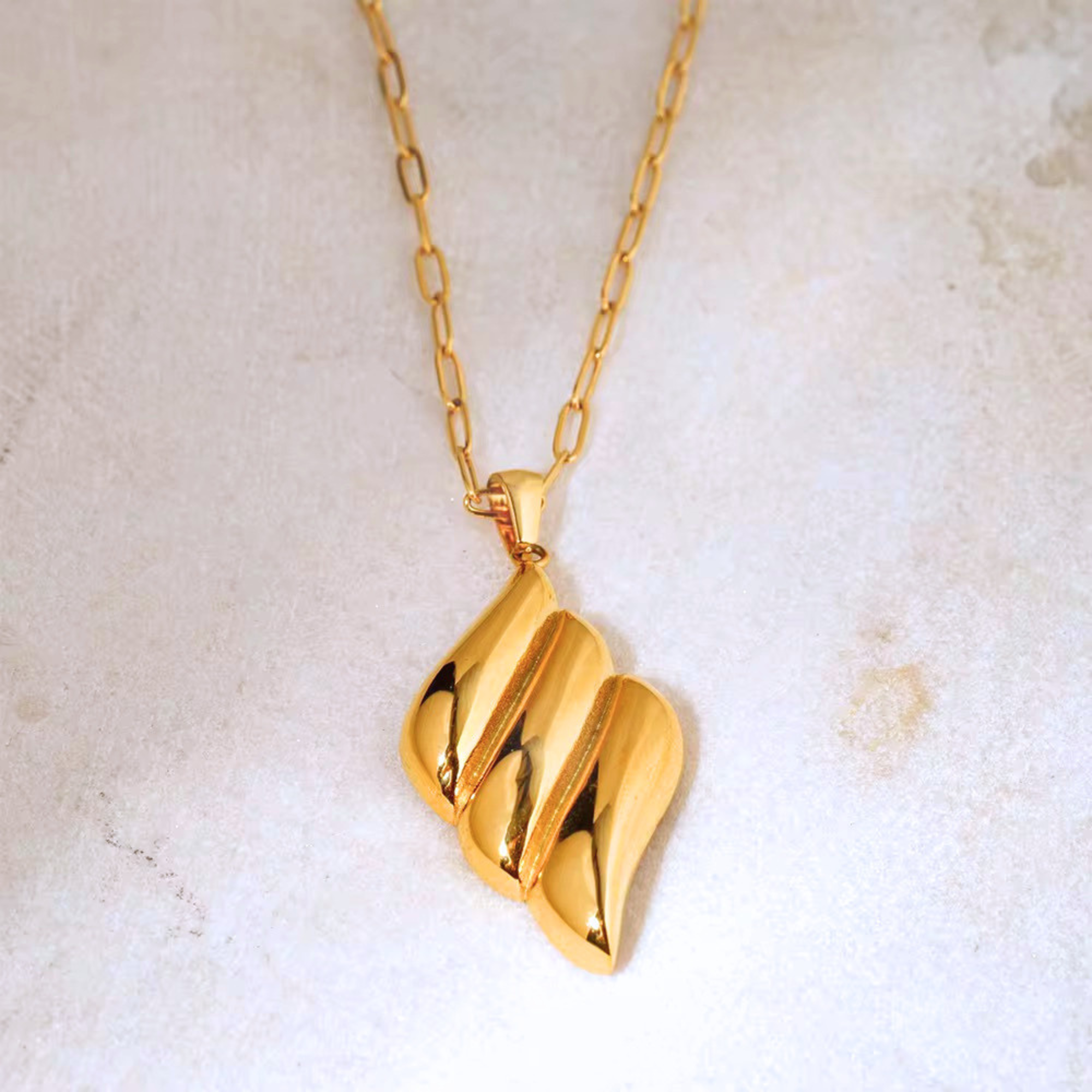 Golden Ripple Set ( Necklace + Earrings)
