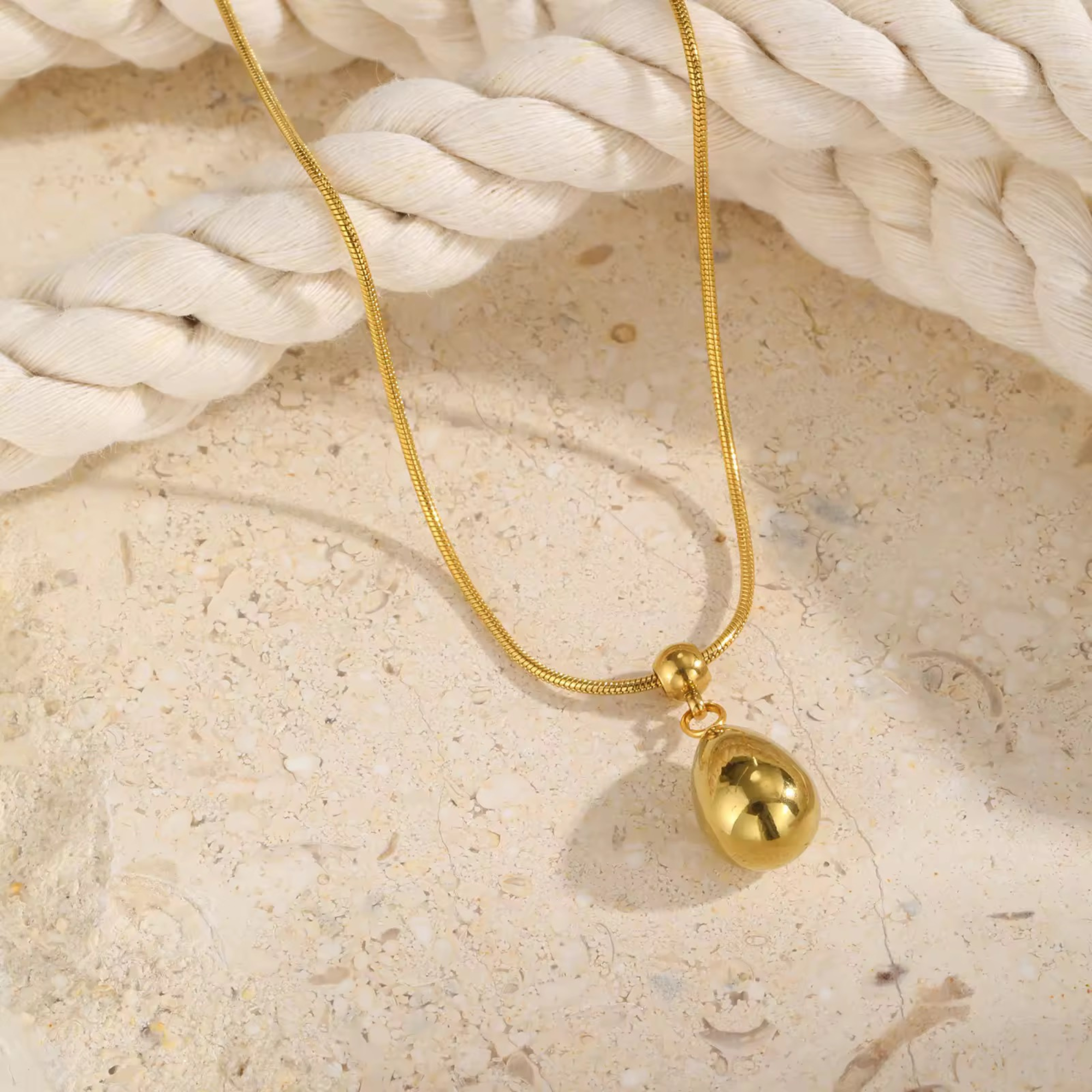 Golden Dew Drop Necklace