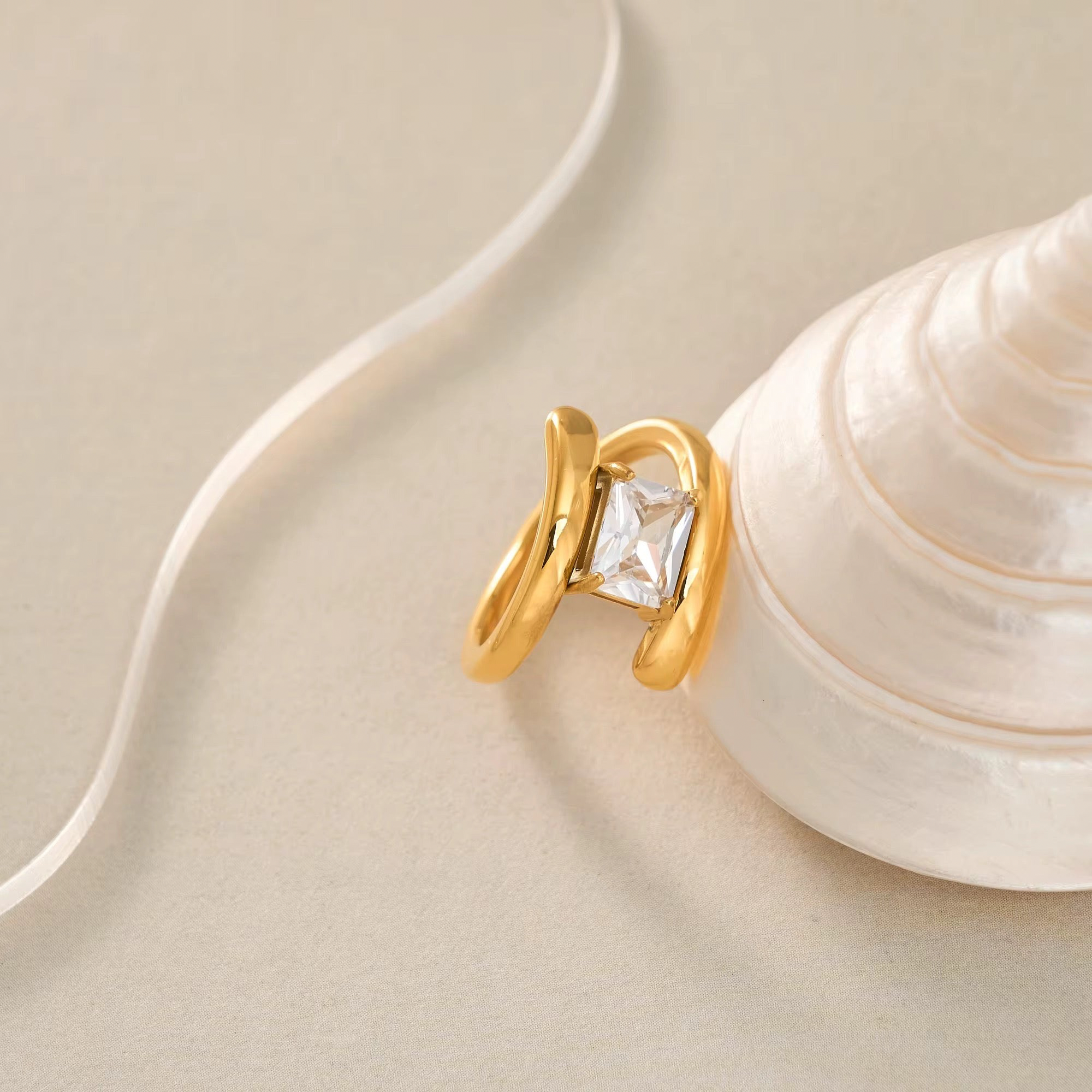 Halo Ring