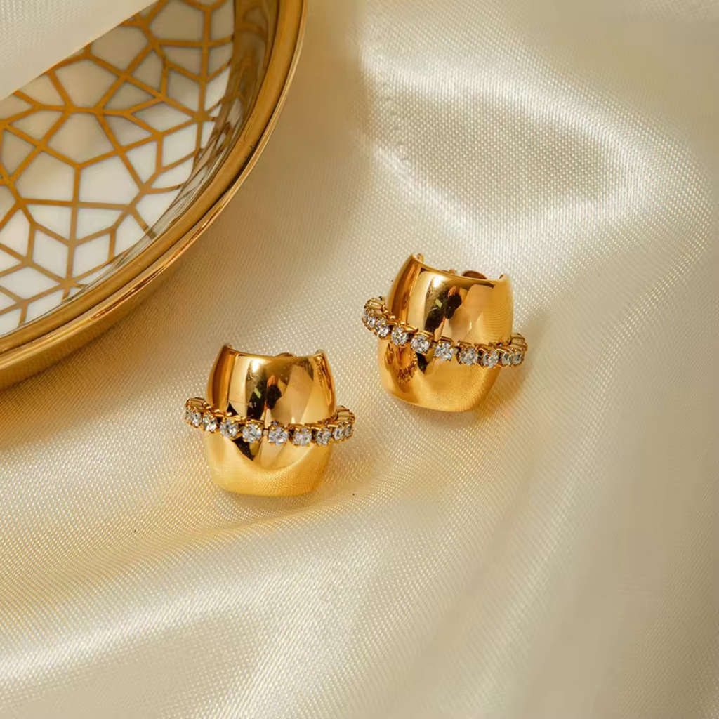 Luxe Dome Huggies