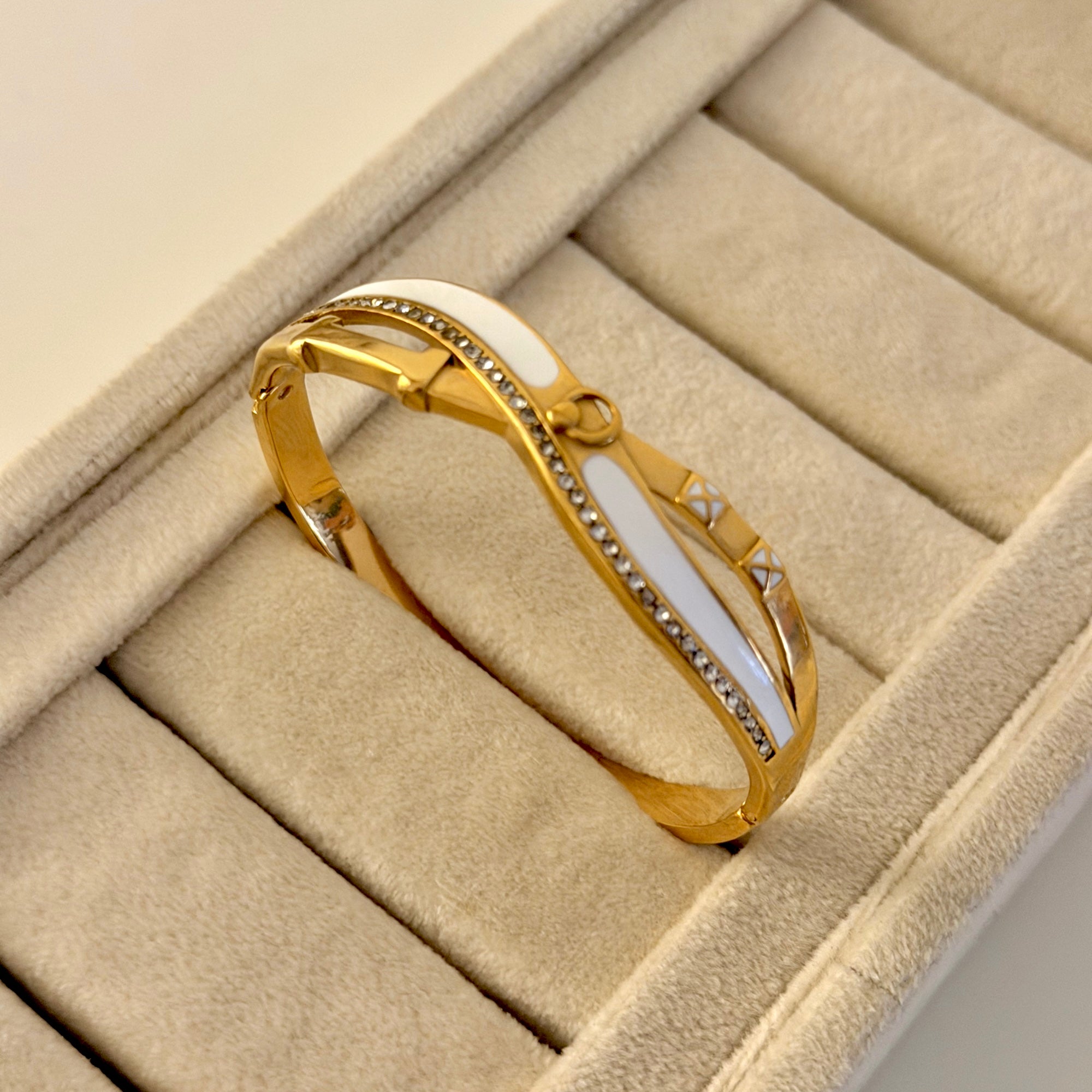 Velora Bracelet