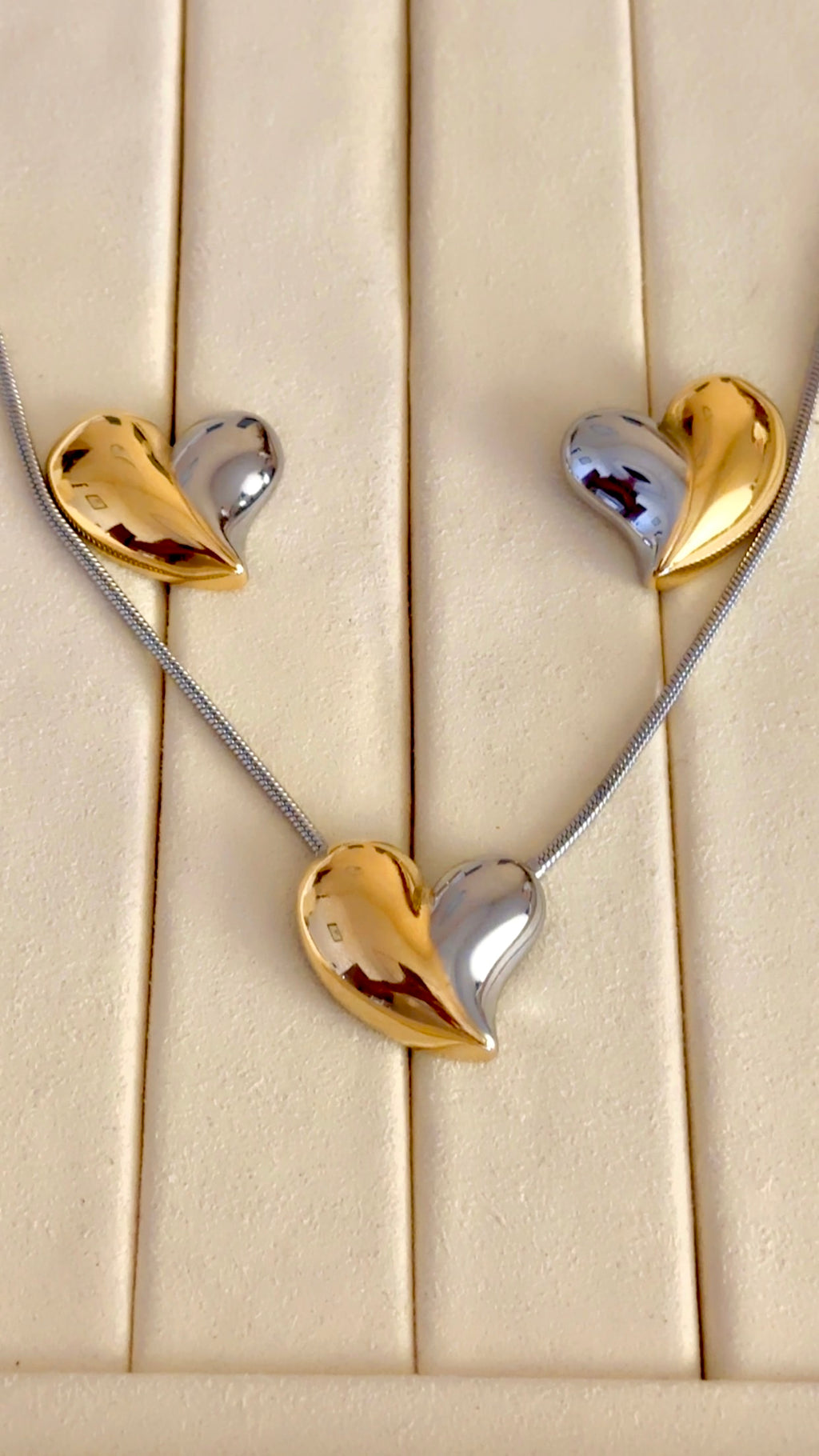 Kaizo Half & Half Heart Set (Necklace & Earrings )