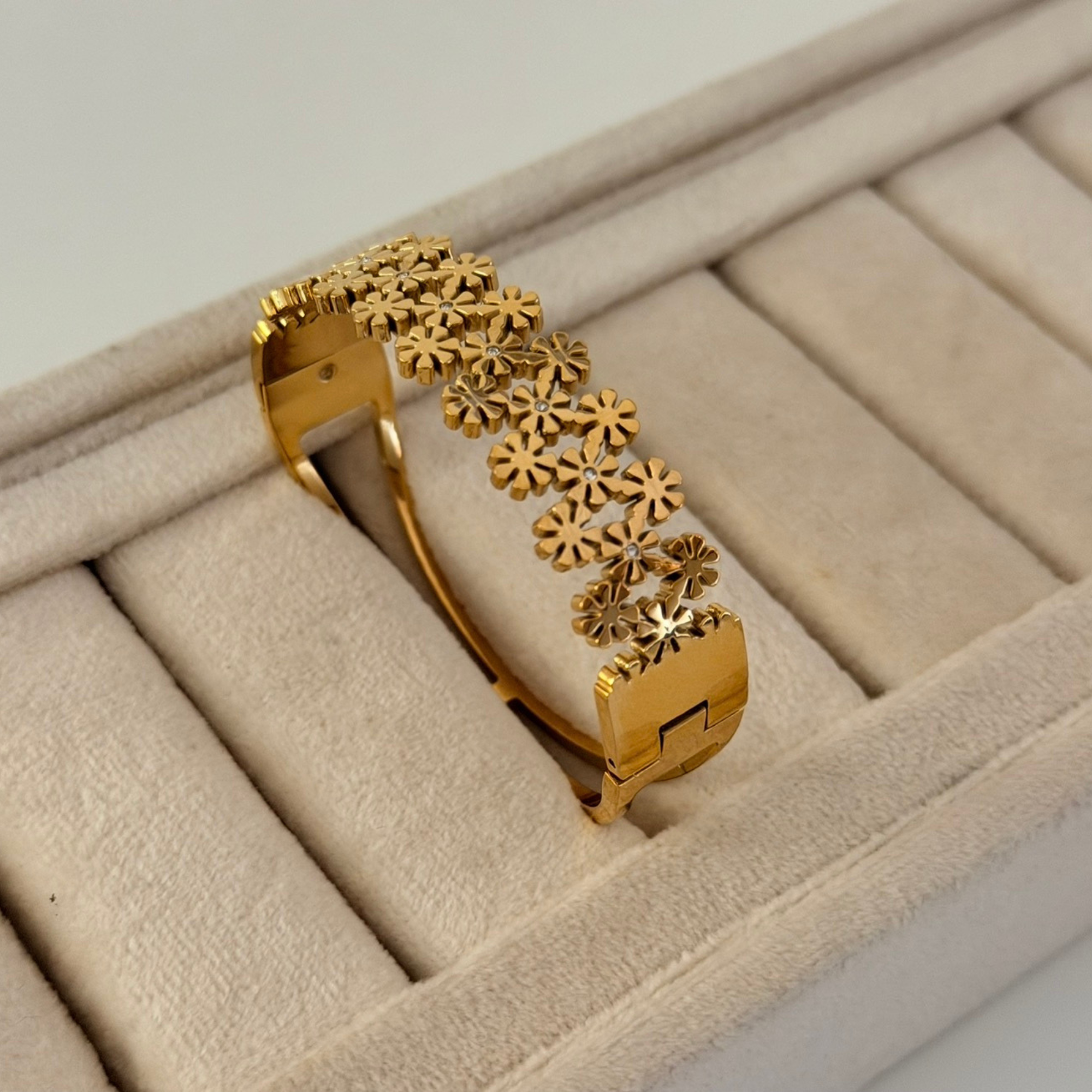 Roset Bracelet