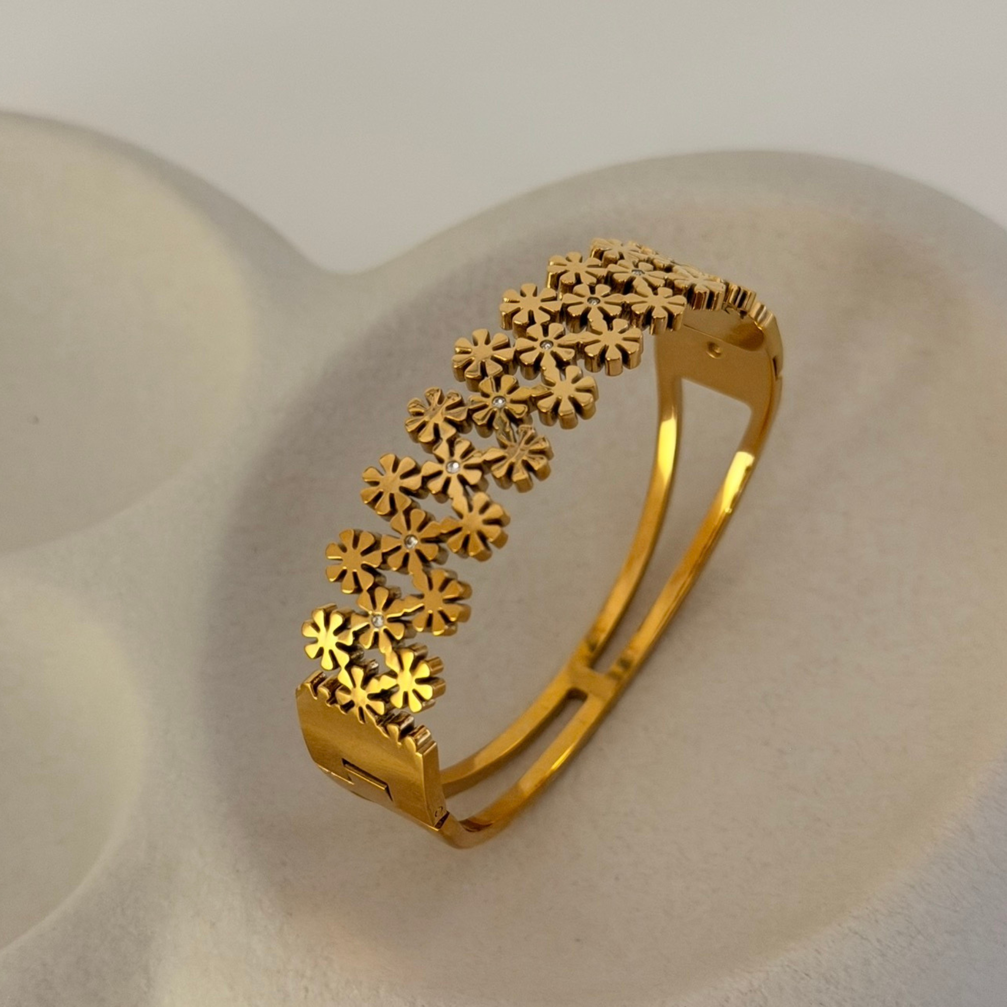 Roset Bracelet
