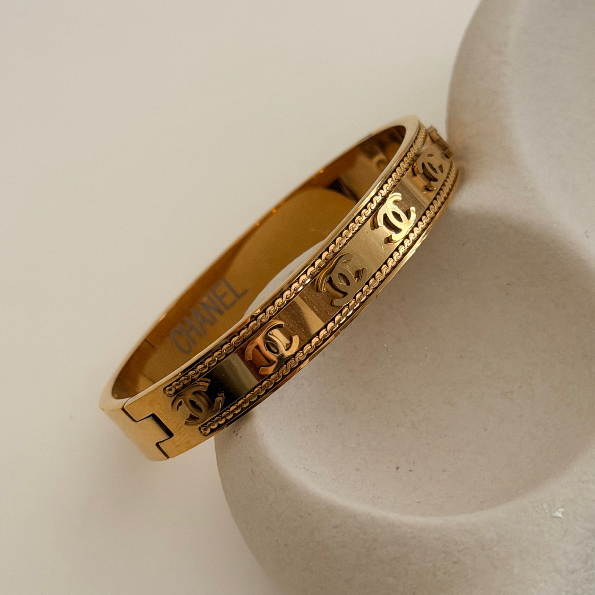 Icons Bracelet ( Brand Inspired)