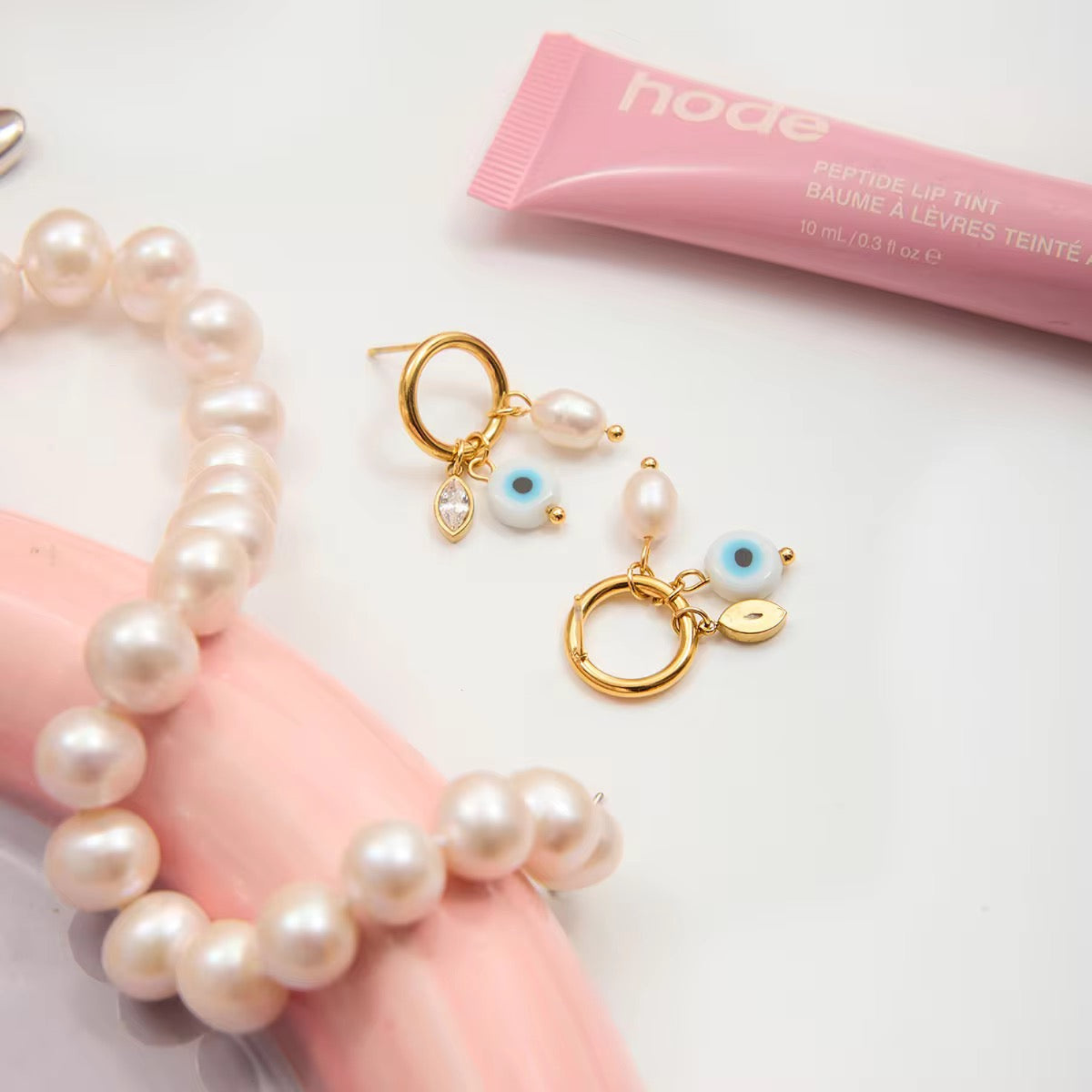 Amulette Hoops