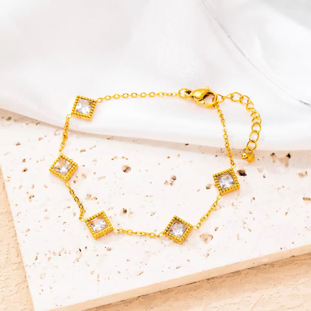 Gemoria Chain Bracelet