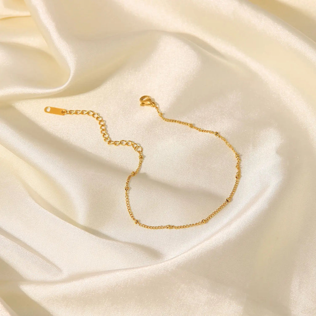 Petite beaded Chain Bracelet 🎀