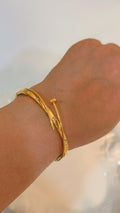Sleek Nail Stone Bracelet