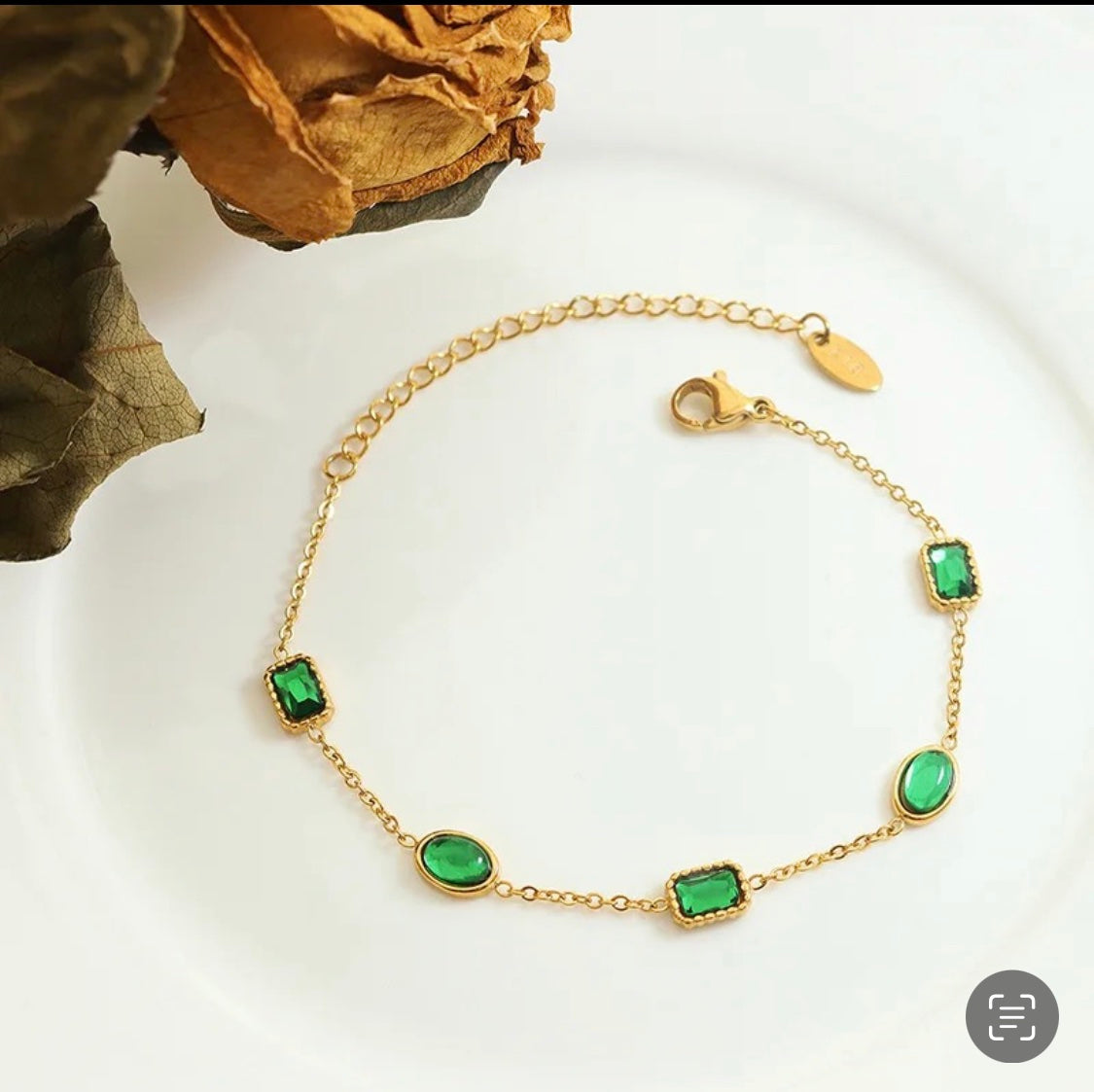 Quinn Emerald Bracelet